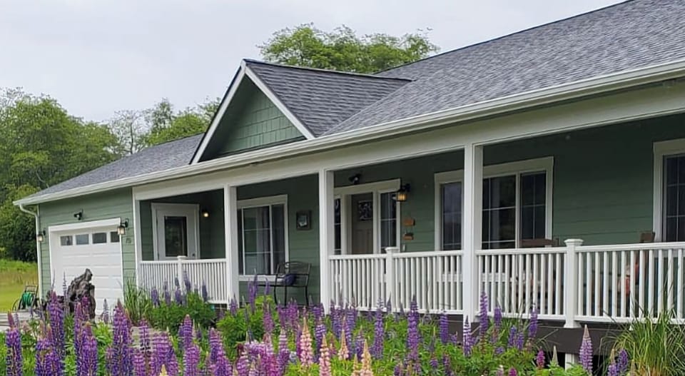 Welcome to the Wild West Coast Getaway! We will be honored to host you!