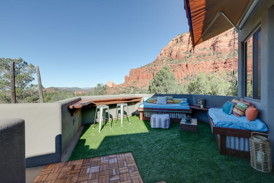 Furnished Patio | Lounge Furniture | Stunning Views