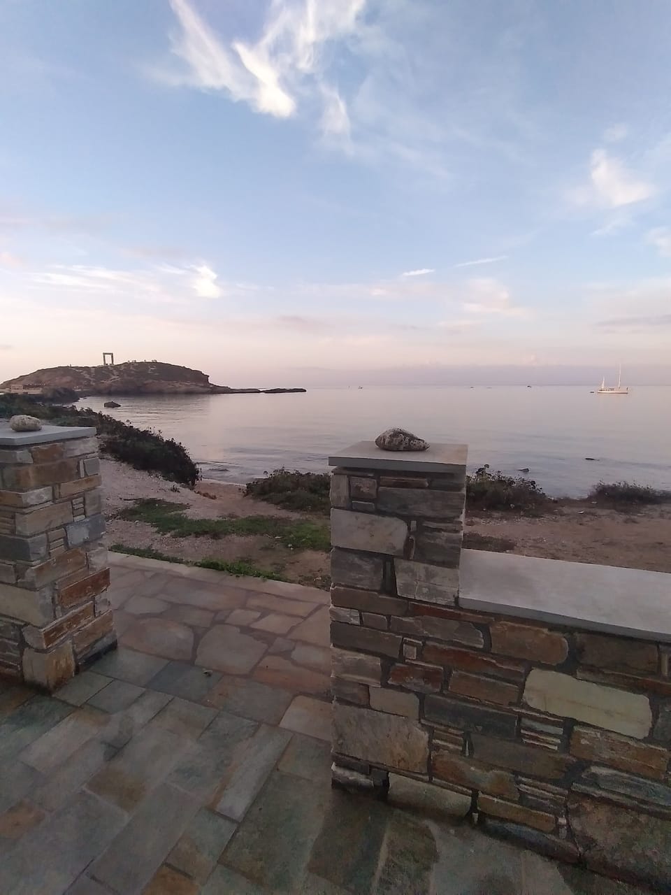 The view of the yard 