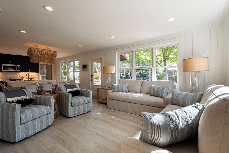 Living Room 4