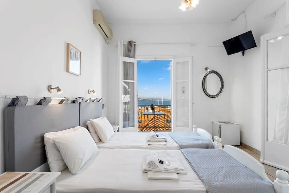 Bright and Comfortable Twin Bedroom with Elegant Coastal Touches
