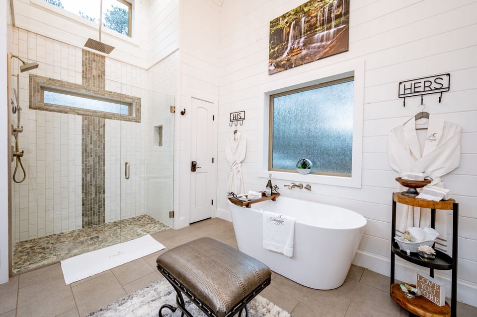 Ultra-Lux full bath. 