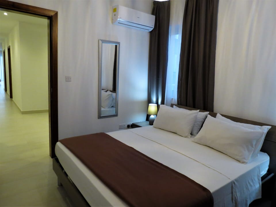 Second bedroom