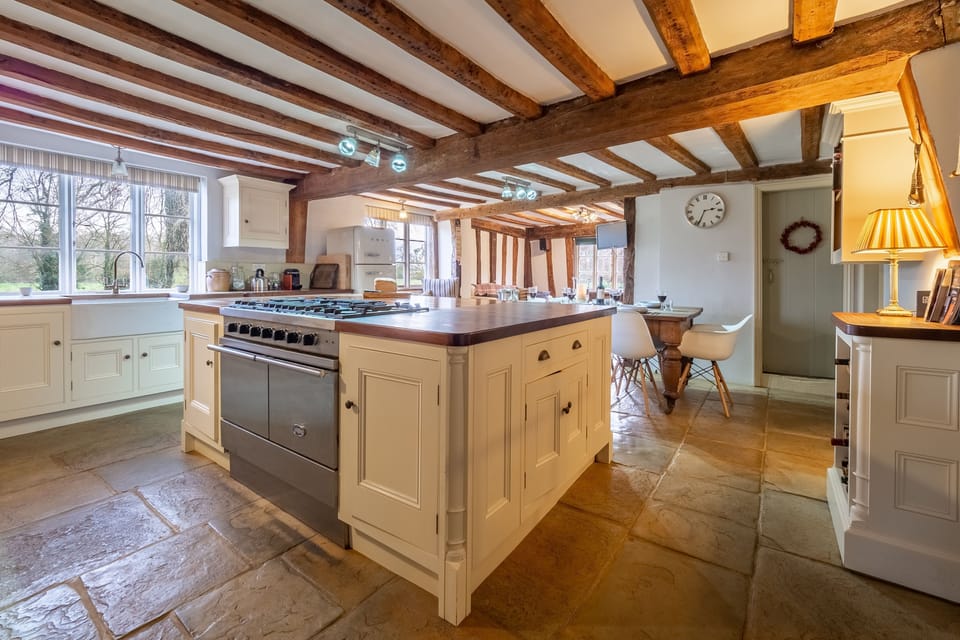 Ground floor: Kitchen with dining space