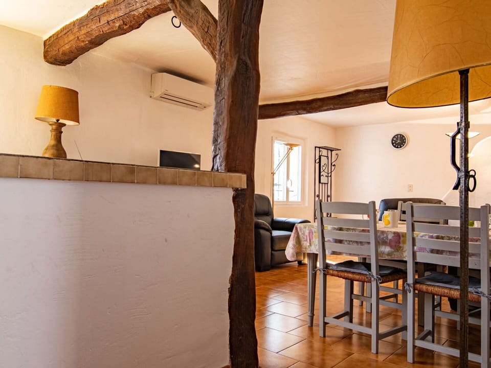 Furniture, Building, Sky, Tree, Interior Design, Plant, House, Leisure, Shade, Chair