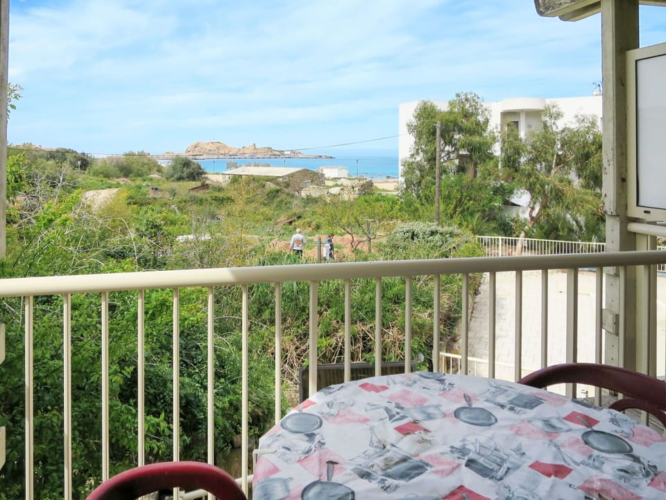 Property, Room, Real Estate, House, Building, Balcony, Home, Grass, Tree, Vacation