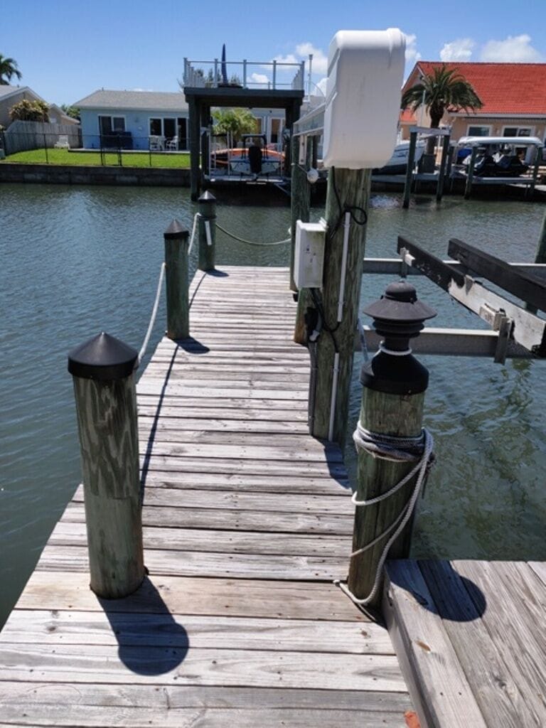 Dock