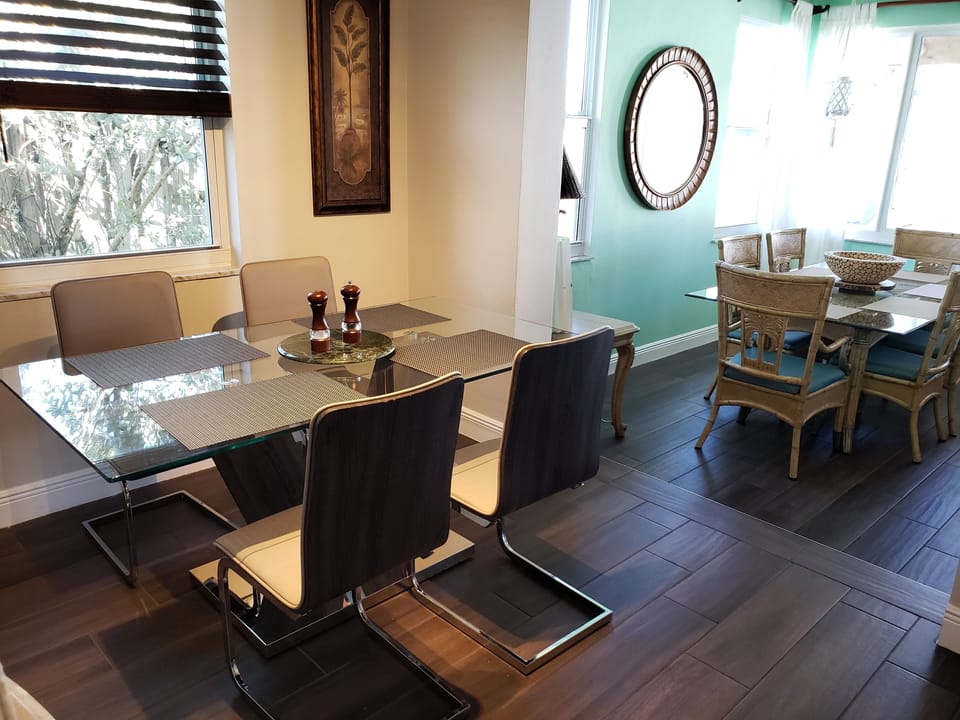 Side by side tables, perfect for a large group. 