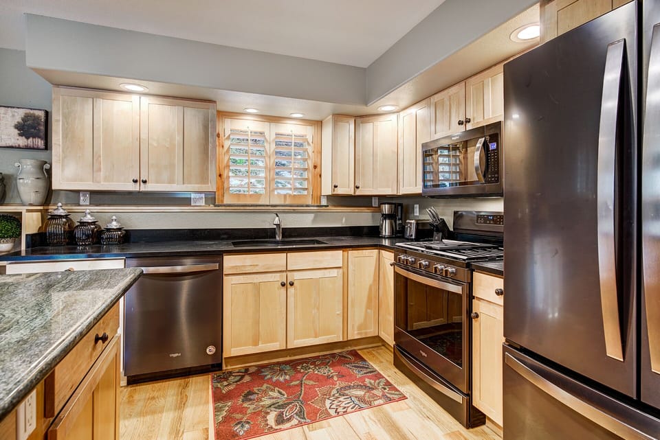 Kitchen view 4