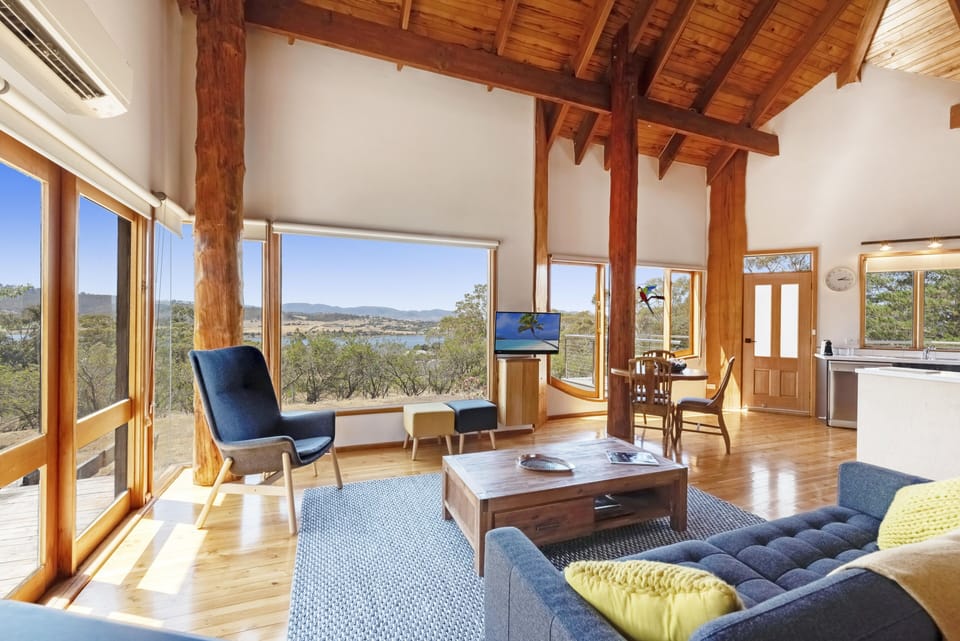 Quarantine Friendly Accomodation
Spend your time in luxury
Special 14 day rates