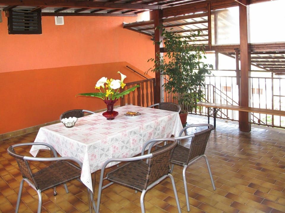 Room, Property, Furniture, Table, Building, Interior Design, Dining Room, Real Estate, House, Kitchen & Dining Room Table