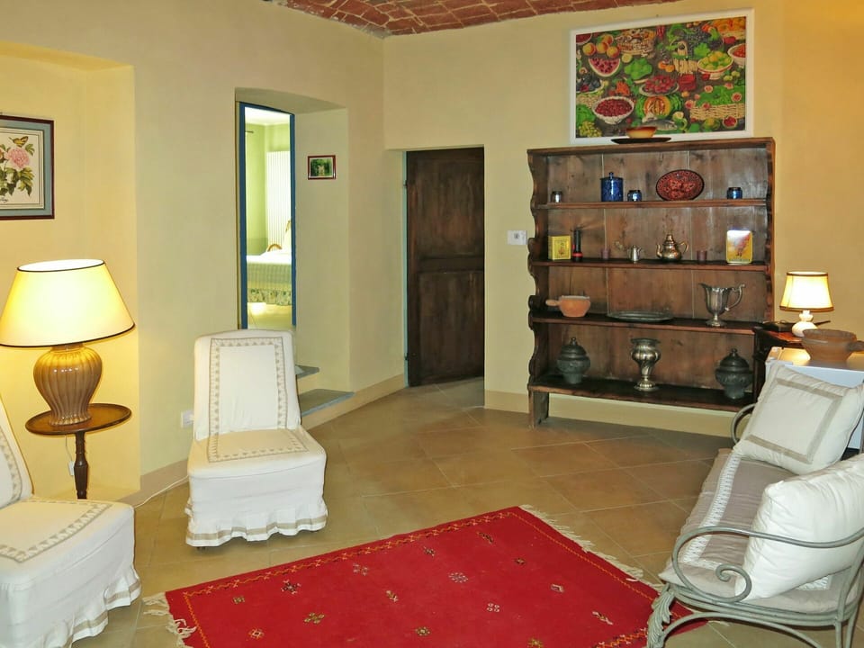 Property, Wood, Comfort, Interior Design, Yellow, Flooring, Building, Floor, Living Room, House