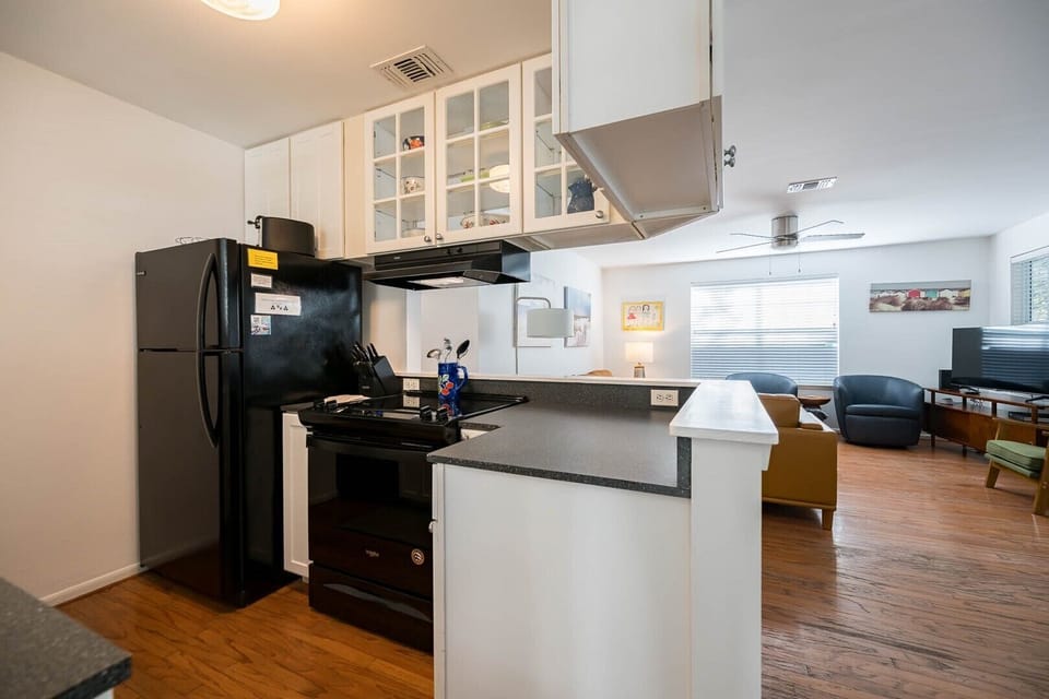 Kitchen, Living