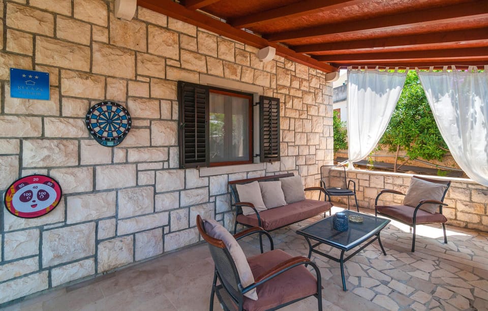 balcony-terrace