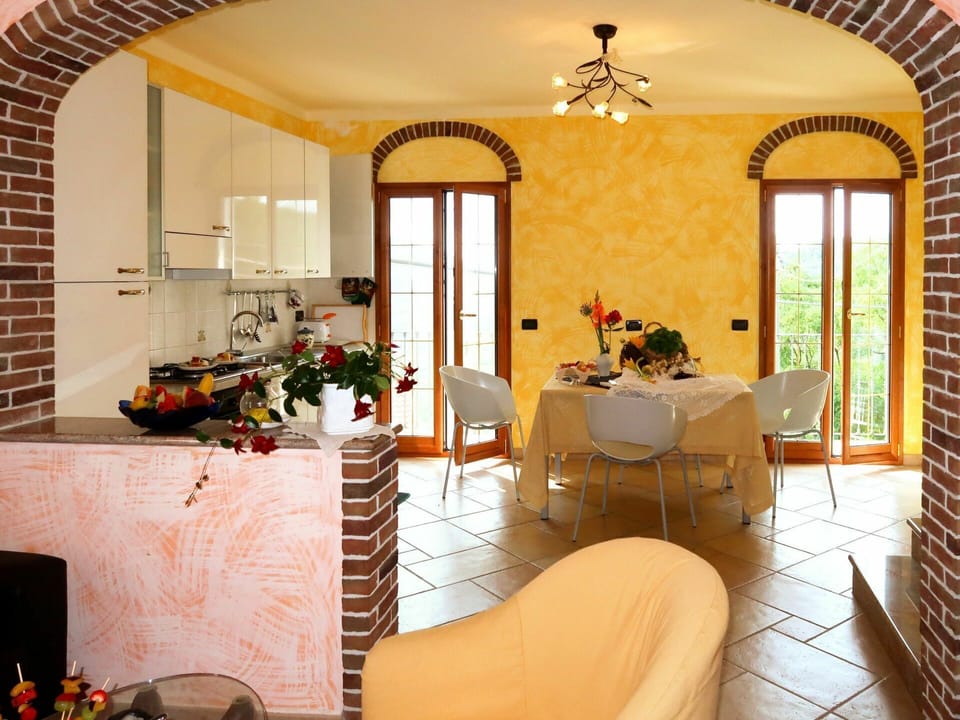 Plant, Property, Furniture, Flower, Table, Window, Houseplant, Building, Chair, Flowerpot
