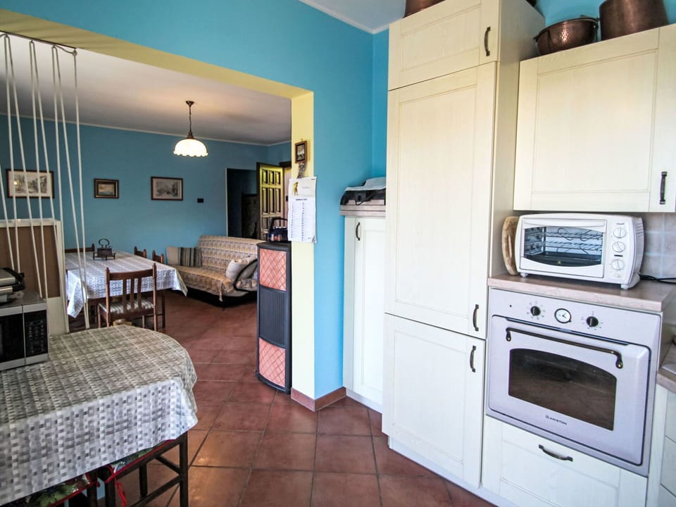 Furniture, Interior Design, Flooring, Floor, Ceiling, Room, Lighting, Cabinetry, Cupboard, Apartment
