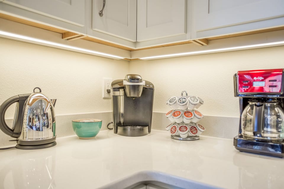 Tea and coffee bar