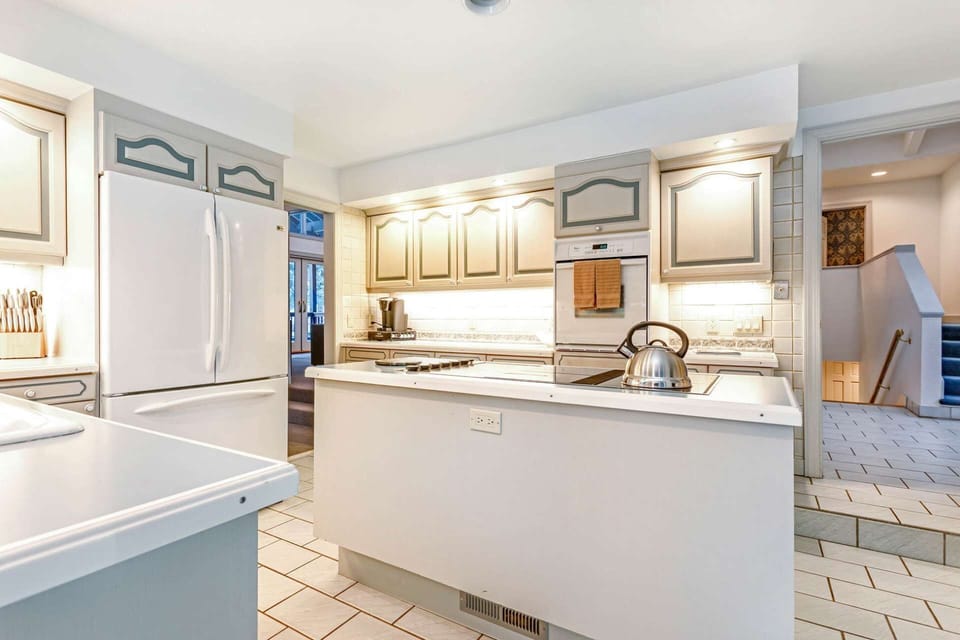Enough room for multiple cooks in this fully equipped kitchen