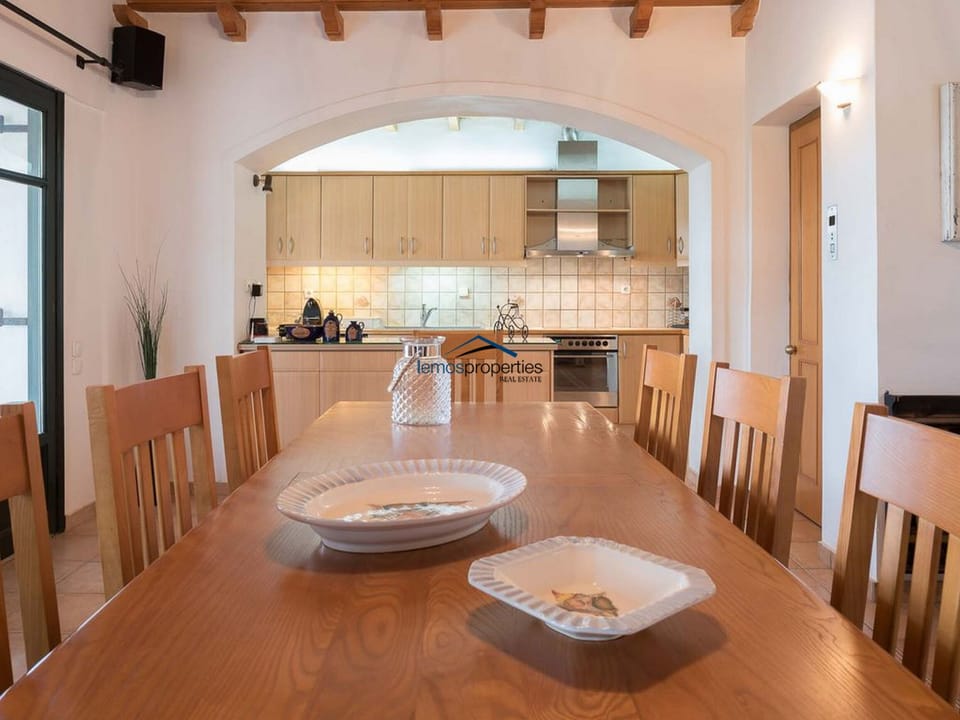 The dining area and the kitchen