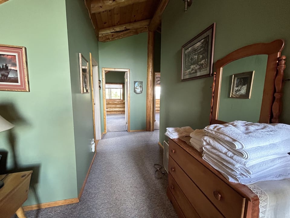 Upstairs hallway to bedrooms 