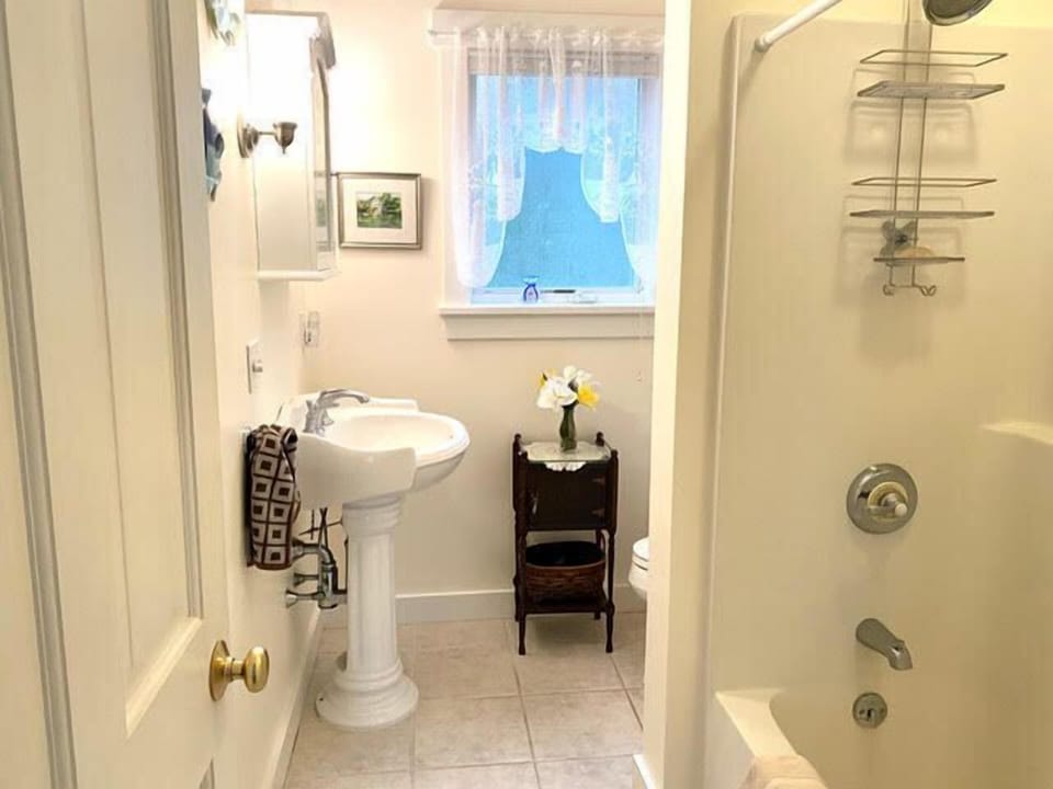 Light and Airy Bathroom