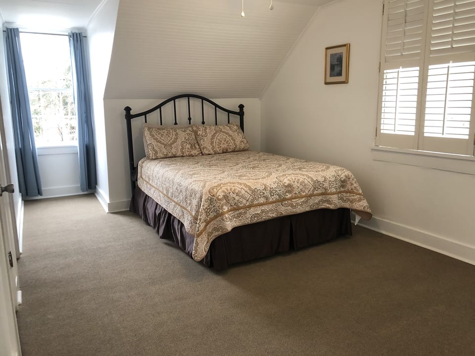 Upstairs bedroom