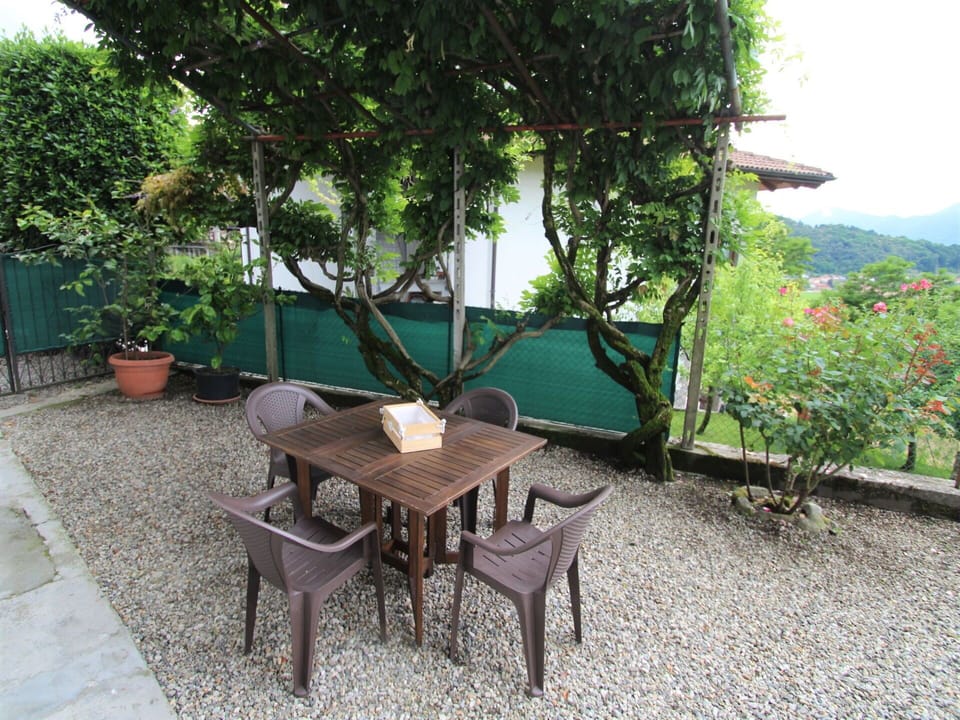 Property, Table, Real Estate, Furniture, House, Room, Outdoor Table, Patio, Building, Tree