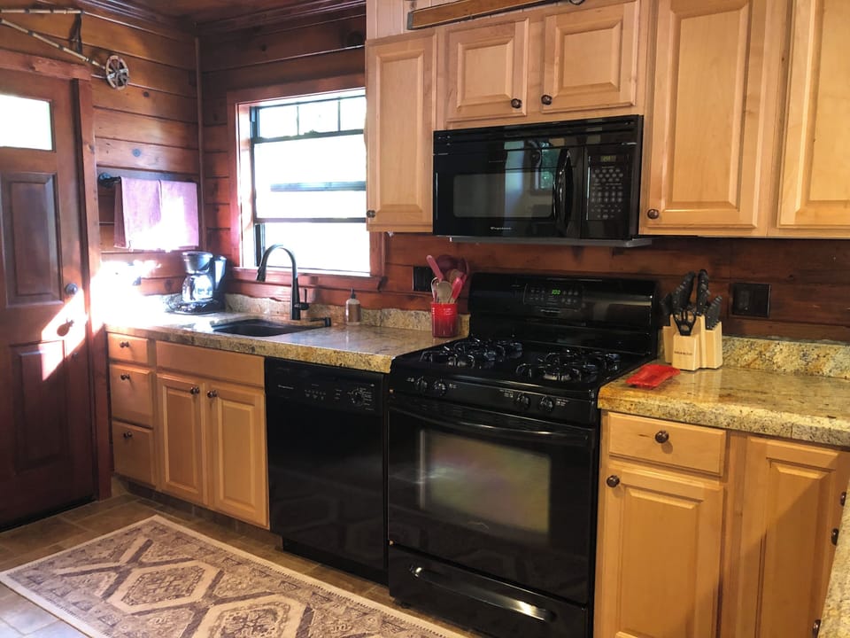 A well outfitted kitchen