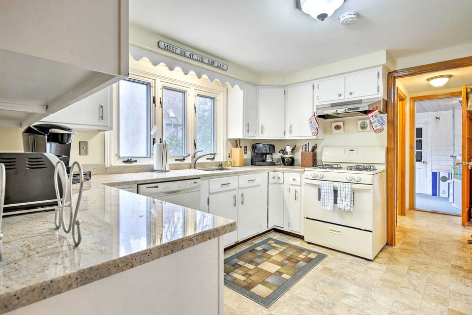 Kitchen | Blender | Coffee Maker | Toaster