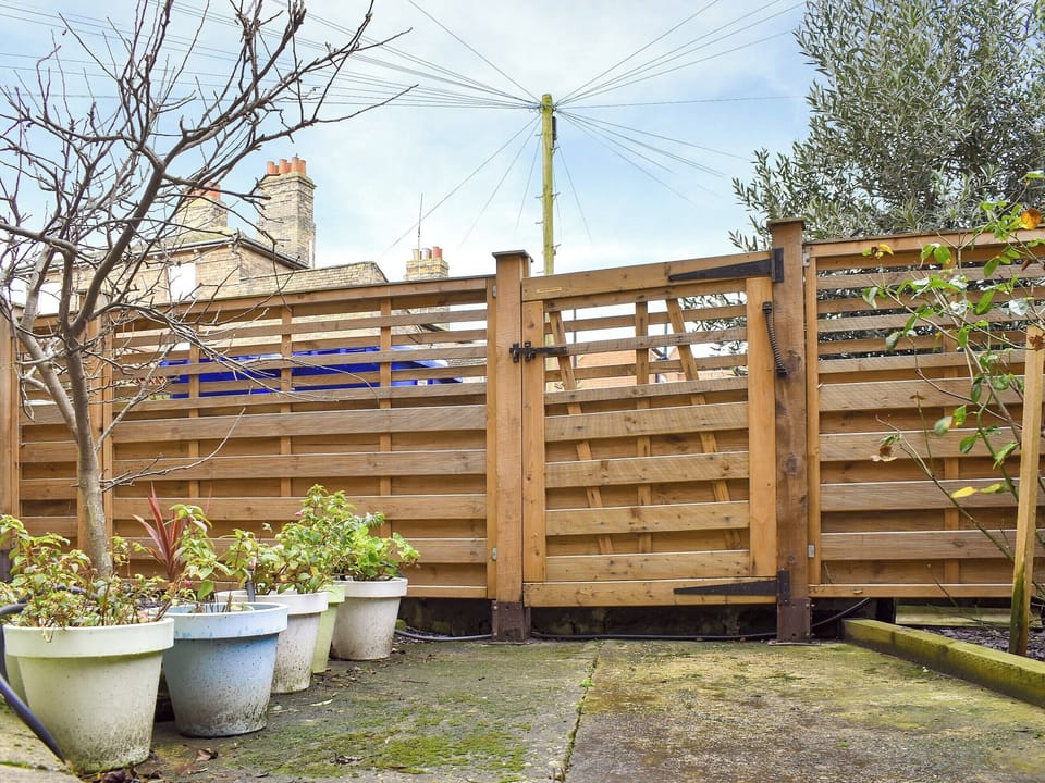 Garden | Flat 1 Garden View - Moray Apartments, Lowestoft