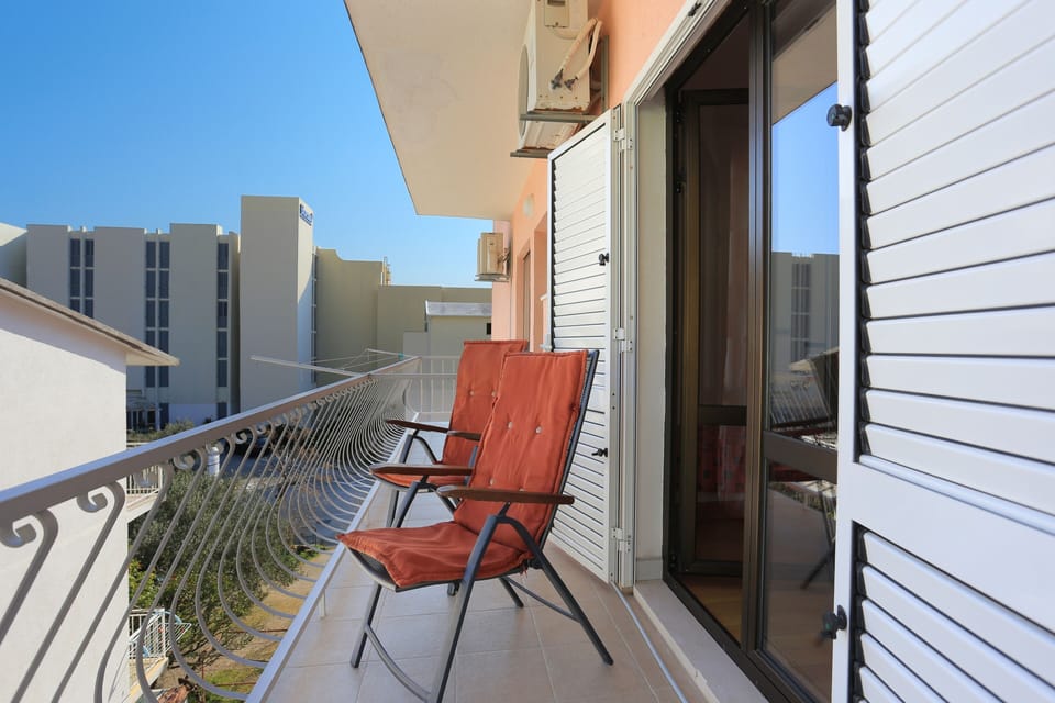 Balcony 1