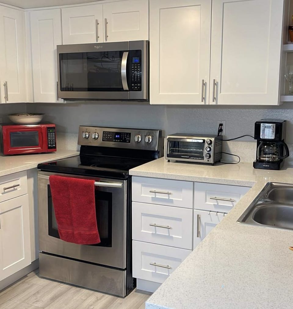 All appliances are available.
