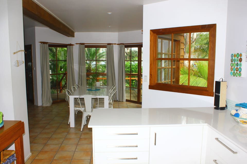 Spacious dining and kitchen area