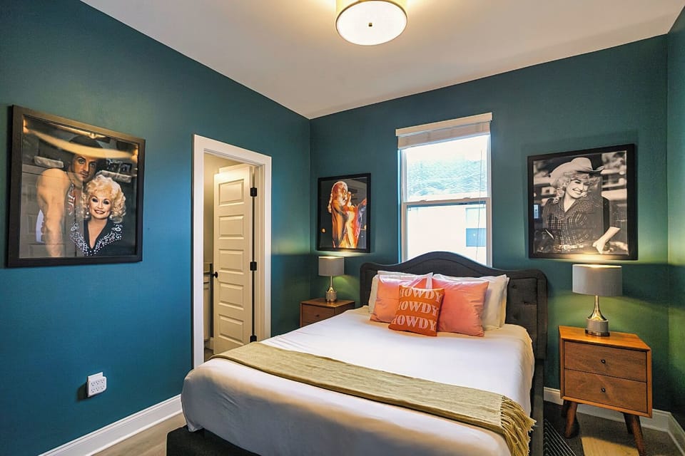 Bedroom 2 - 1 Full Size Bed