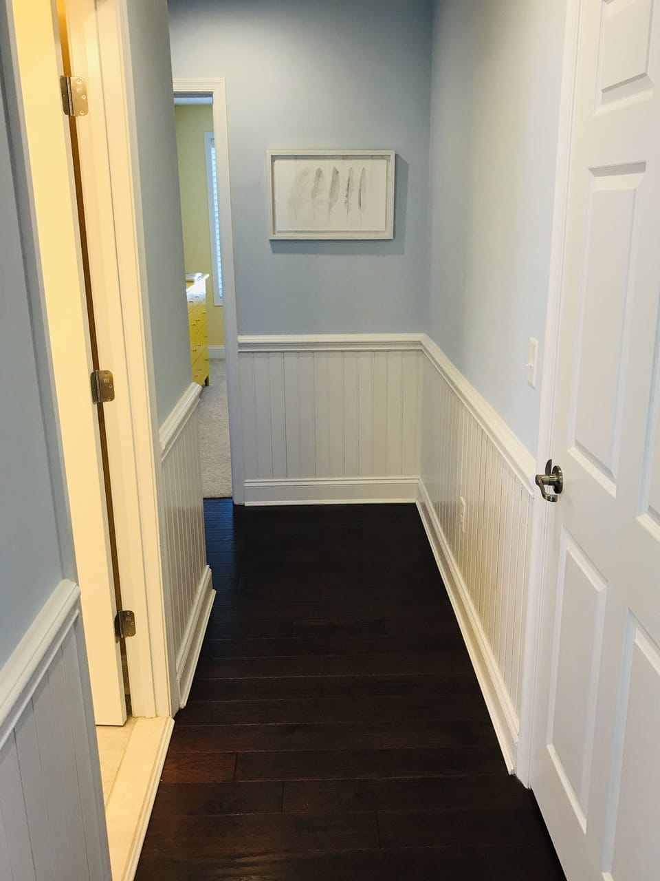 3rd floor hallway to additional bedrooms