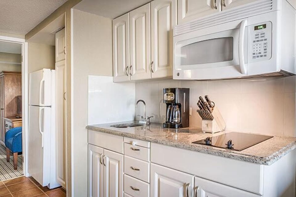 1 Bedroom Suite