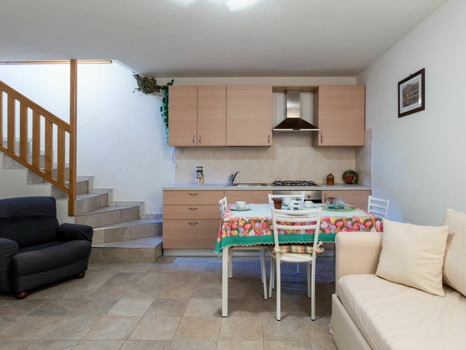 Furniture, Table, Couch, Comfort, Wood, Building, Interior Design, Floor, Houseplant, Drawer