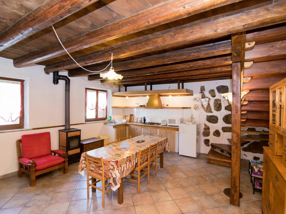 Furniture, Window, Table, Building, Wood, Interior Design, House, Picture Frame, Shelf, Beam