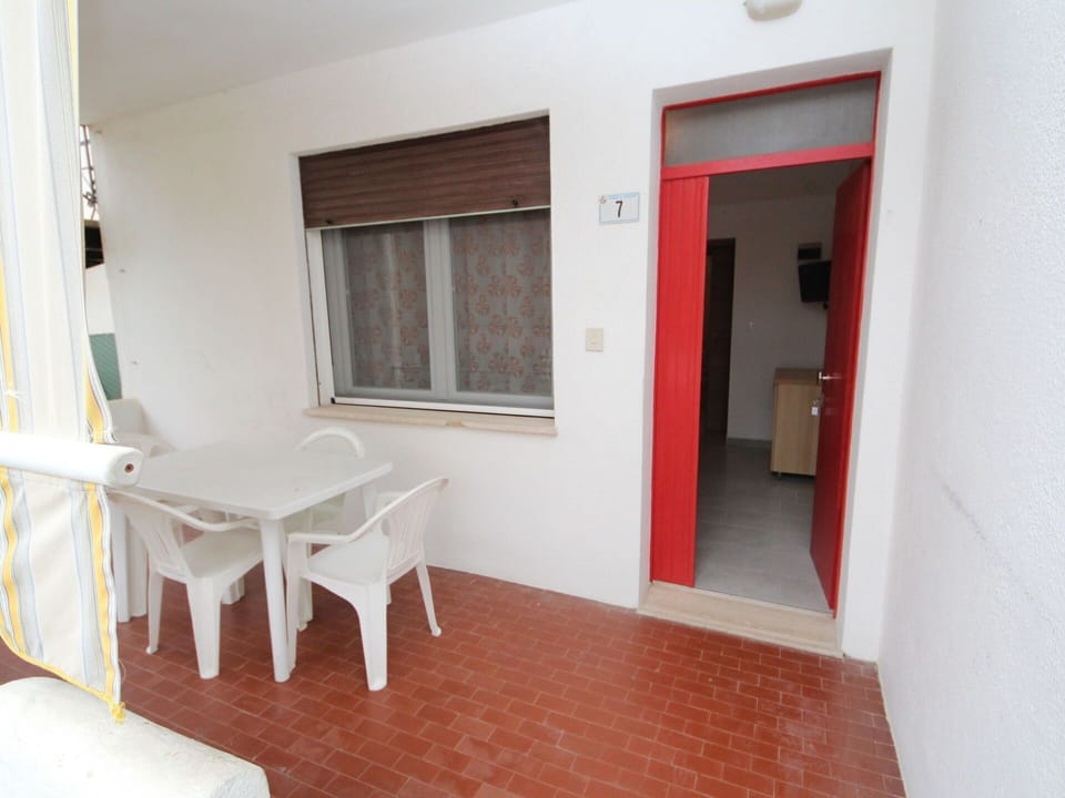 Building, Window, Wood, Interior Design, Architecture, Flooring, Floor, Shade, Material Property