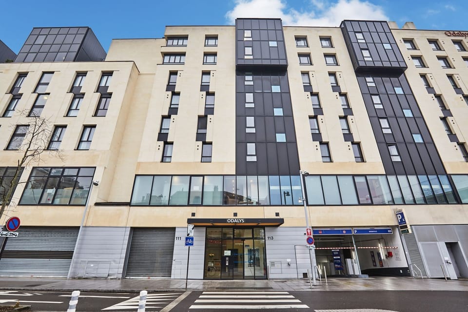 Contemporary resort in Rueil-Malmaison, just steps from the RER station—ideal for easy Paris access.