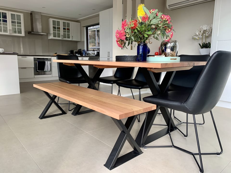 Dinning for 8 guests. Open plan. Solid wood dinning table. Sea & garden views 