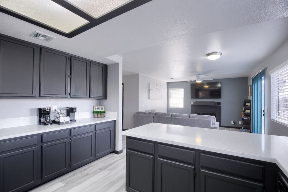Kitchen with eat in counter