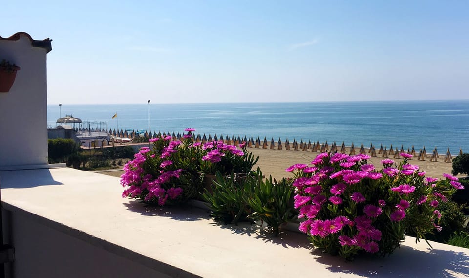 Terrace with beachview