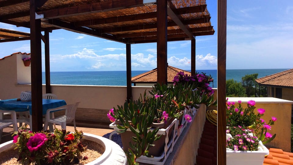 Terrace with sea view