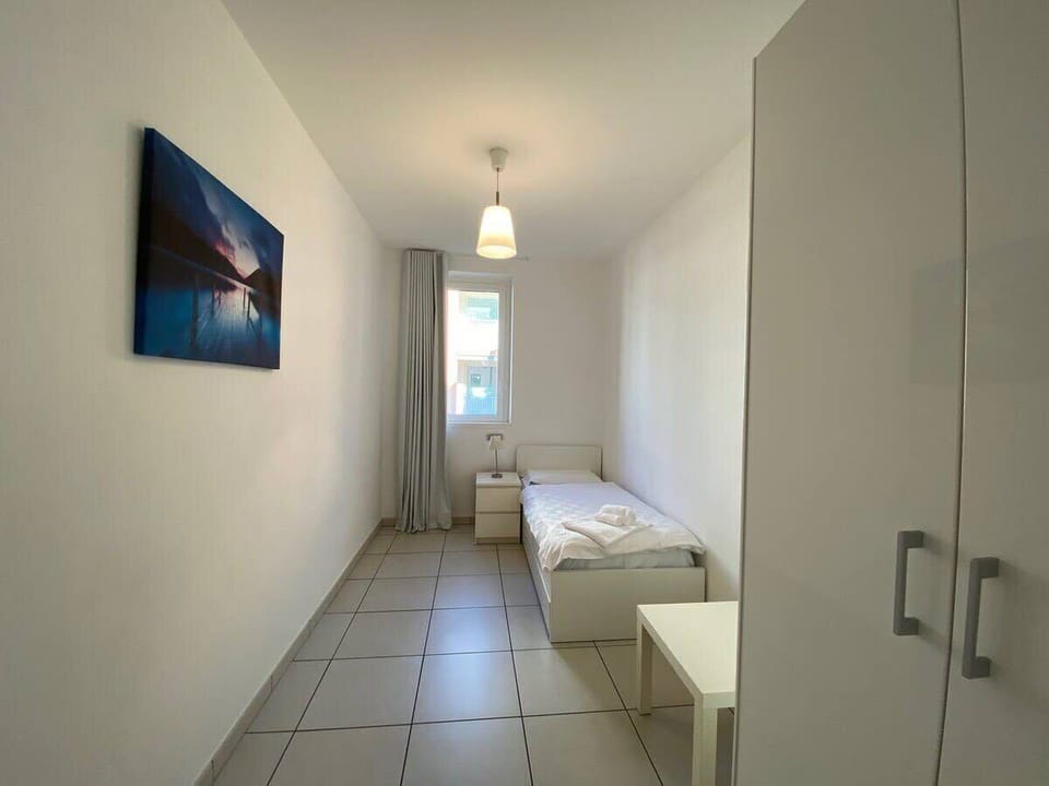 Single or twin room