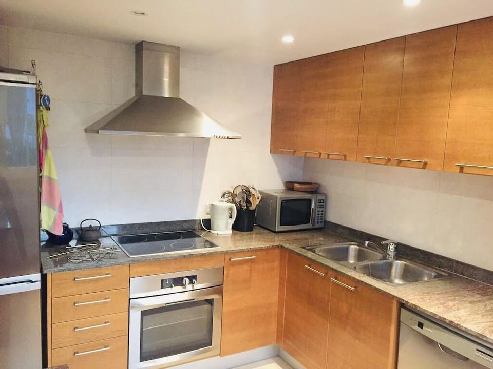 Fully equipped kitchen