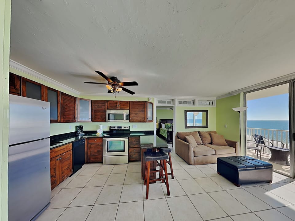 Spacious and Welcoming Layout
