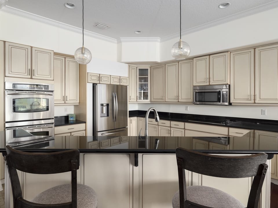 Fully Equipped Kitchen with Stainless Steel Appliances