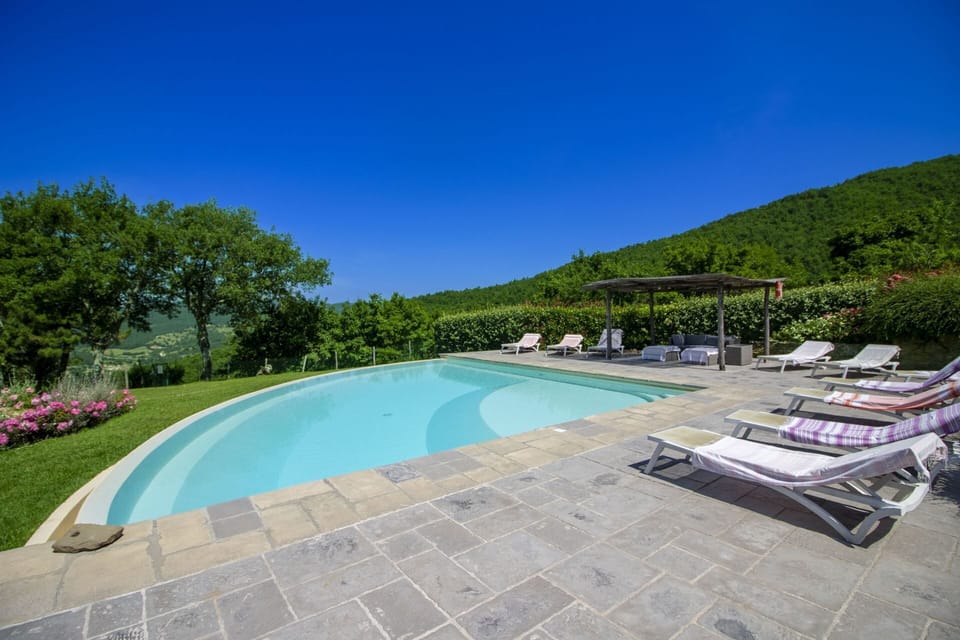 Hill, Swimming Pool, Mountain Range, Outdoor Furniture, Eco Hotel, Flagstone, Resort, Ridge, Landscaping, Tropics