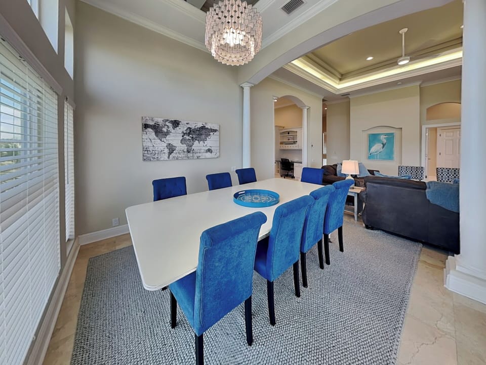 Dining Area - Seating for 7